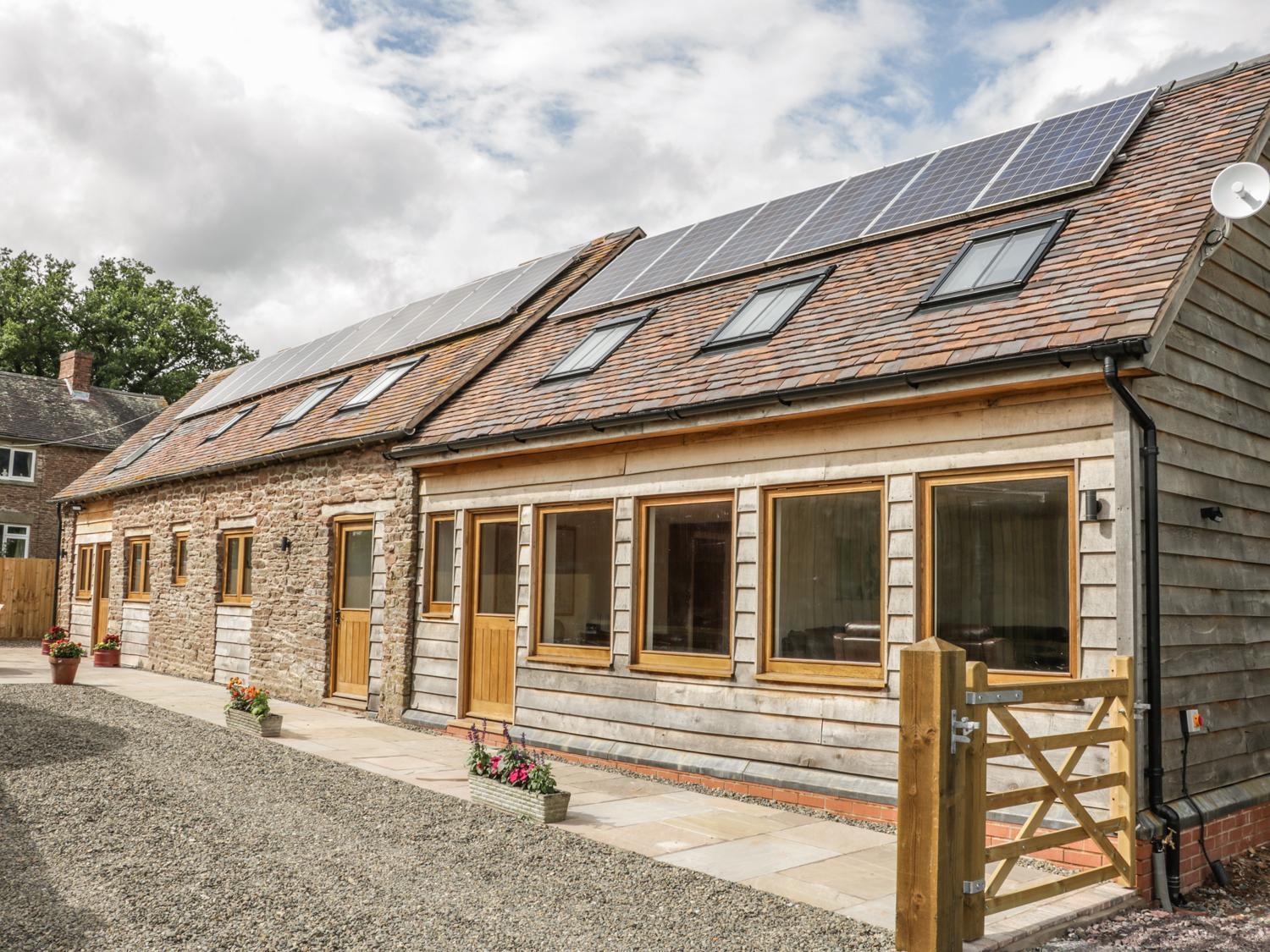 Вилла The Cow Byre, Heath Farm Clee Saint Margaret Экстерьер фото